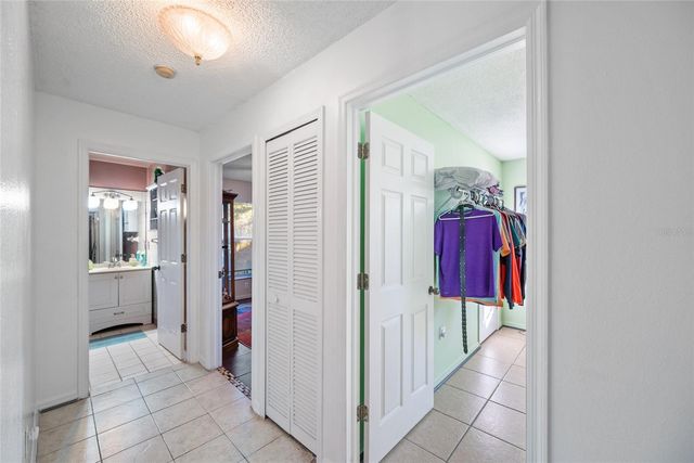 6041 CANOPY OAKS CIRCLE, New Port Richey, FL 34653