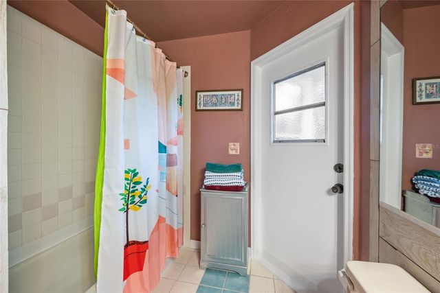 6041 CANOPY OAKS CIRCLE, New Port Richey, FL 34653