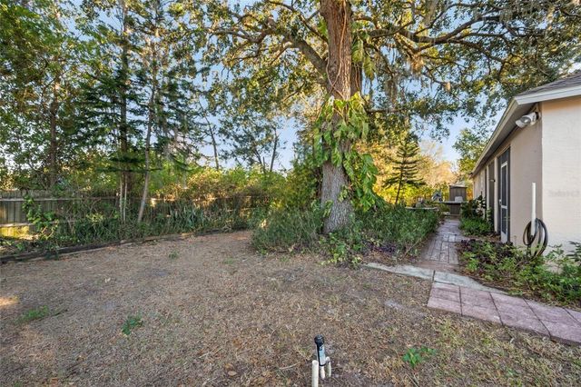 6041 CANOPY OAKS CIRCLE, New Port Richey, FL 34653