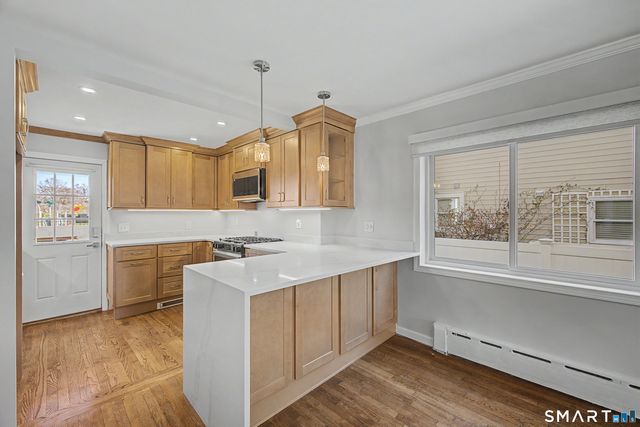 85 Iroquois Road, Stamford, CT 06902