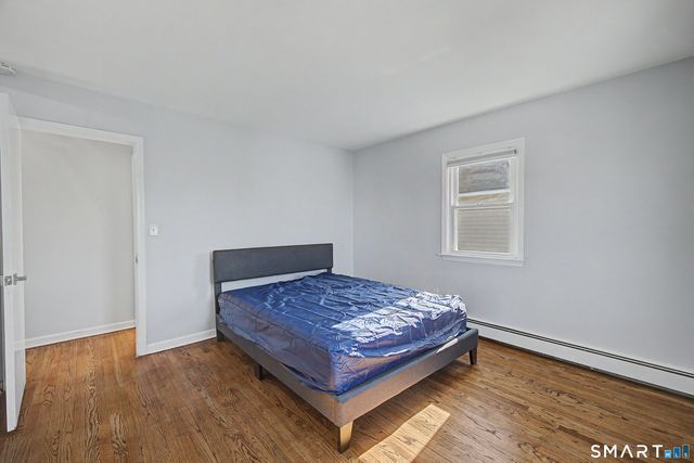 85 Iroquois Road, Stamford, CT 06902