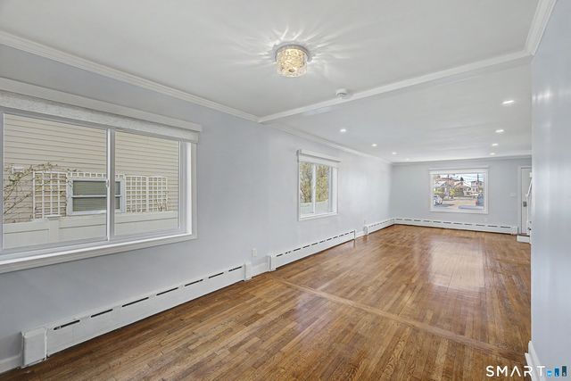 85 Iroquois Road, Stamford, CT 06902