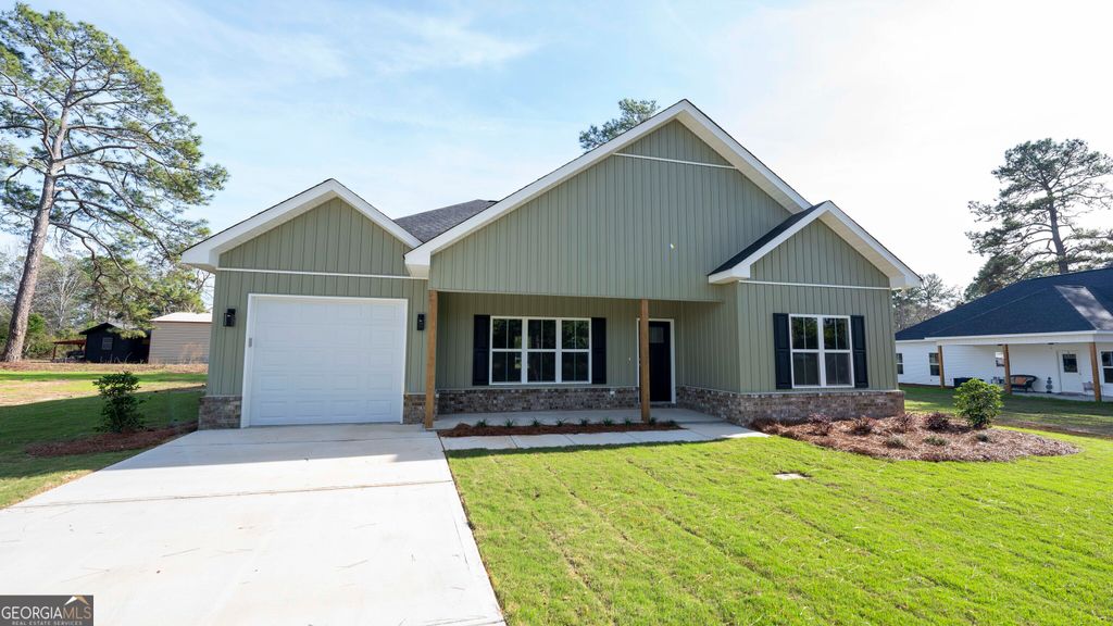 264 Ann Street, Cochran, GA 31014