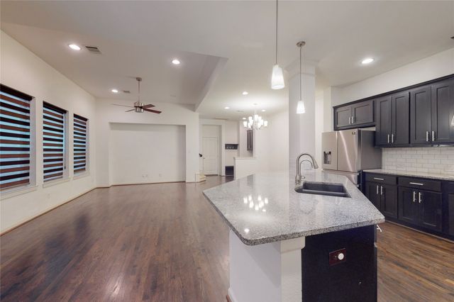 123 Palacio Street, Irving, TX 75039