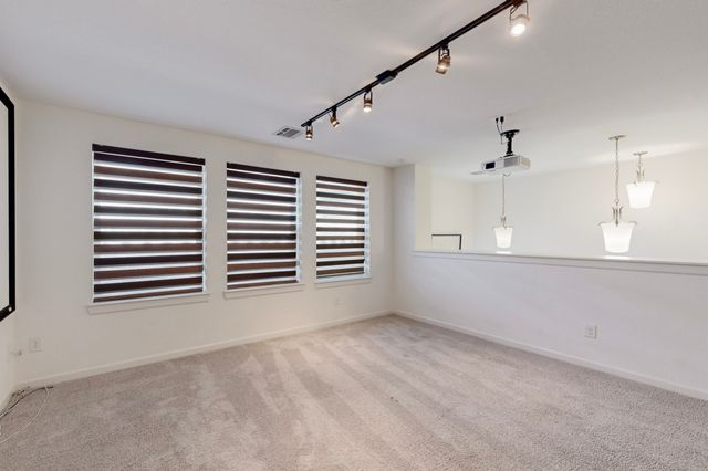 123 Palacio Street, Irving, TX 75039