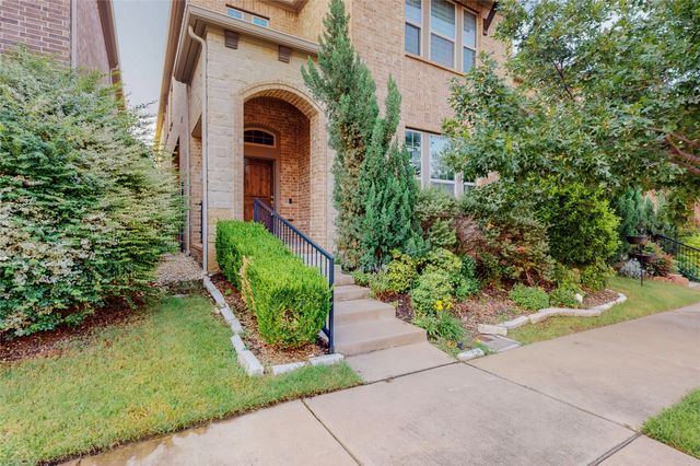 123 Palacio Street, Irving, TX 75039