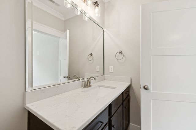2224 Brakeman Ln, Thompsons Station, TN 37179