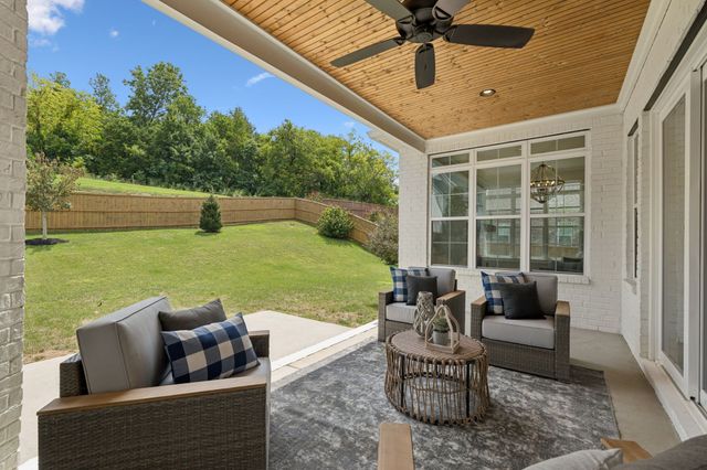 2224 Brakeman Ln, Thompsons Station, TN 37179