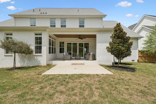 2224 Brakeman Ln, Thompsons Station, TN 37179