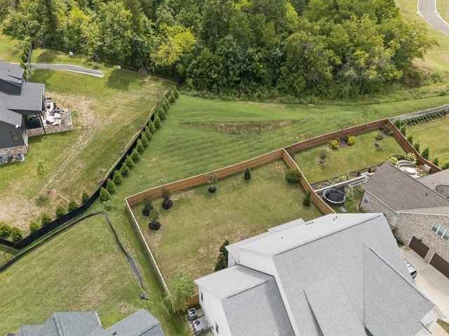 2224 Brakeman Ln, Thompsons Station, TN 37179