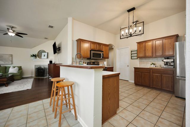 1333 Missionary Ridge Trail, Fort Worth, TX 76131