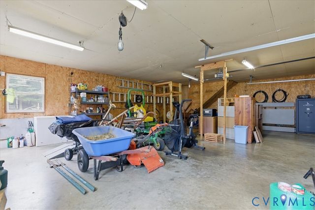 494 Spratley Mill Rd, Dendron, VA 23839