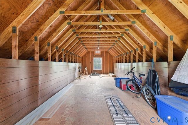 494 Spratley Mill Rd, Dendron, VA 23839