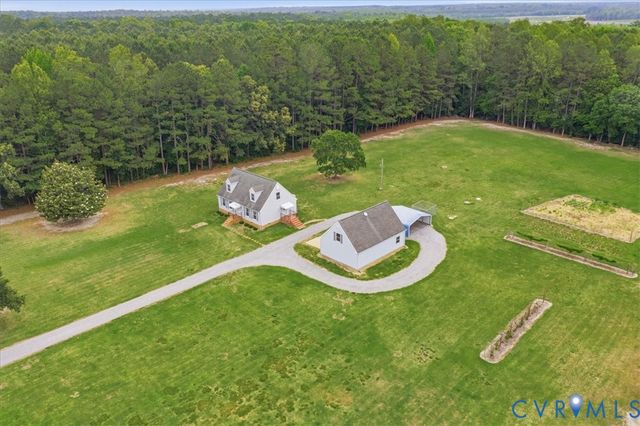 494 Spratley Mill Rd, Dendron, VA 23839