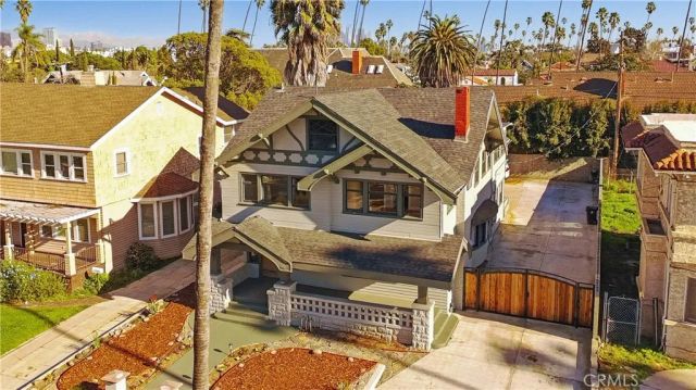 1224 3rd Avenue, Los Angeles, CA 90019