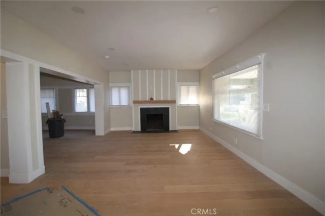 1224 3rd Avenue, Los Angeles, CA 90019