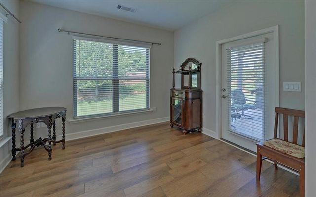 5825 Maple Bluff Way, Hoschton, GA 30548