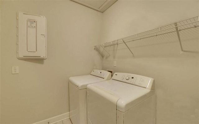 5825 Maple Bluff Way, Hoschton, GA 30548