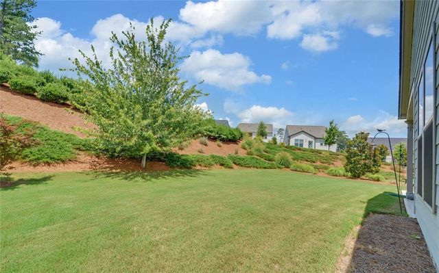 5825 Maple Bluff Way, Hoschton, GA 30548