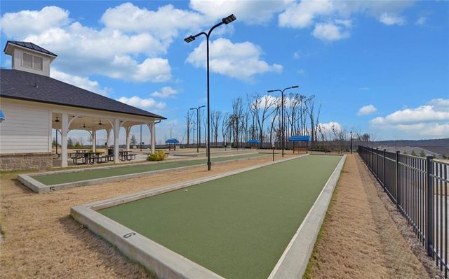 5825 Maple Bluff Way, Hoschton, GA 30548