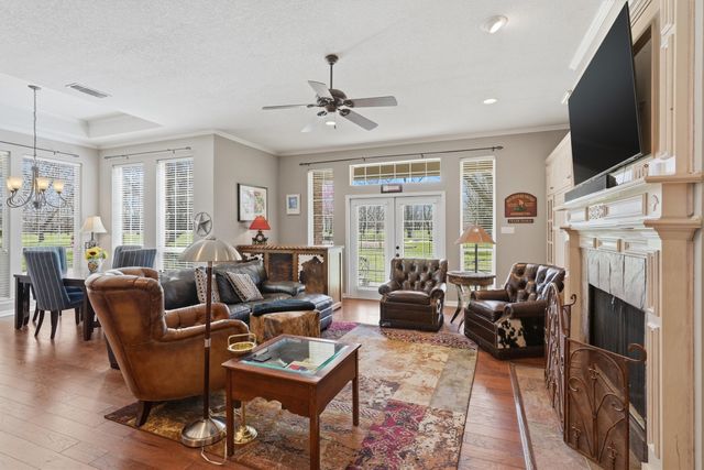 7405 Fox Fire Court, Granbury, TX 76049