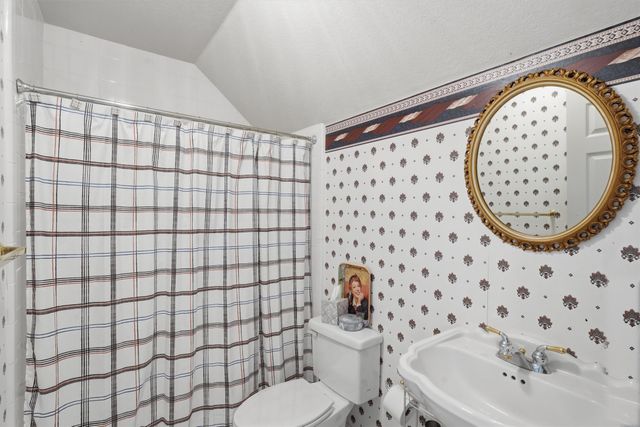 7405 Fox Fire Court, Granbury, TX 76049