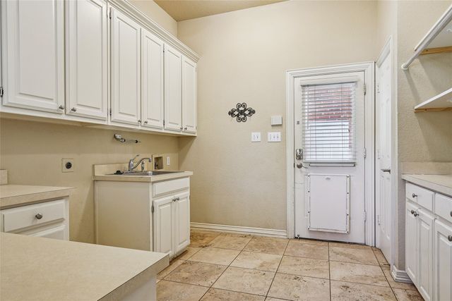 27 Oak Forrest Circle, Denton, TX 76210