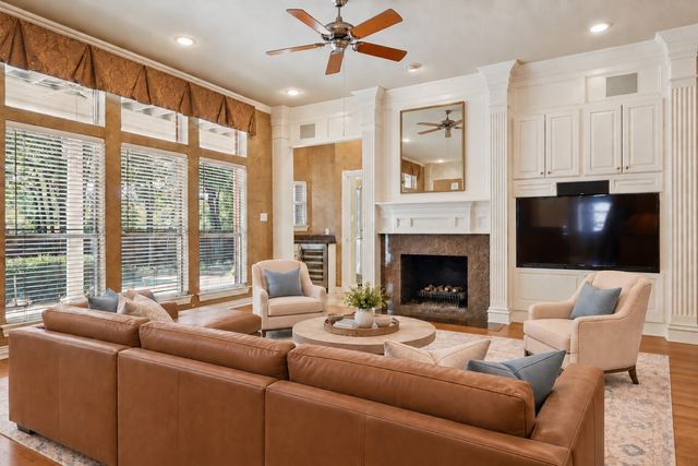 27 Oak Forrest Circle, Denton, TX 76210