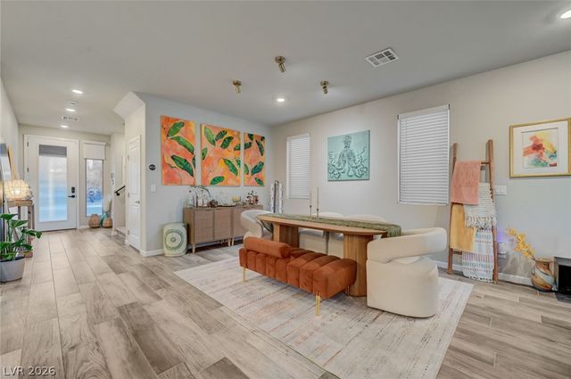 6764 Vista Roma Avenue, Las Vegas, NV 89139