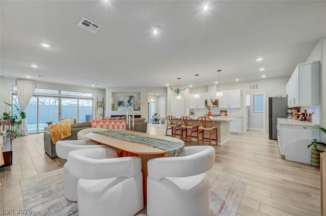 6764 Vista Roma Avenue, Las Vegas, NV 89139