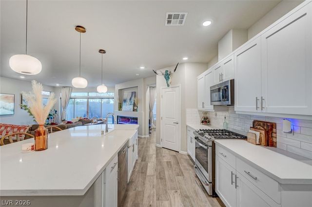 6764 Vista Roma Avenue, Las Vegas, NV 89139