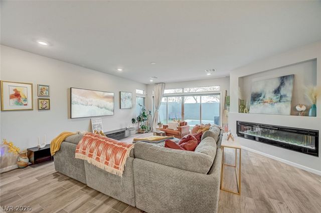 6764 Vista Roma Avenue, Las Vegas, NV 89139