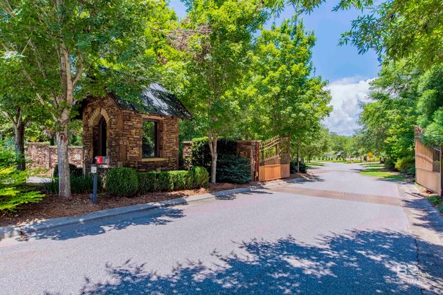 11116 Red Fern Road, Daphne, AL 36526