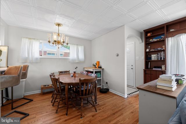 504 LOUISE RD, Glenside, PA 19038