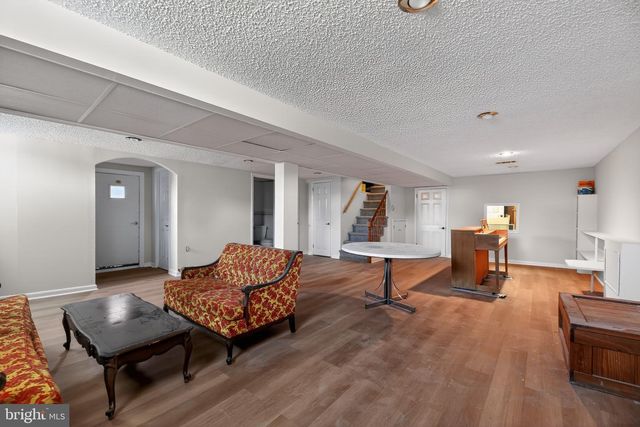 504 LOUISE RD, Glenside, PA 19038