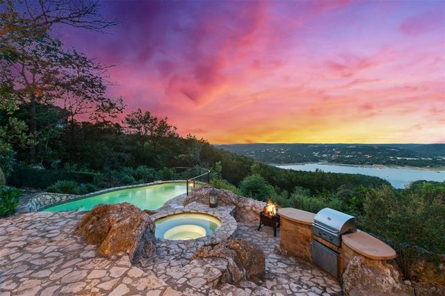 13902 Panorama DR, Austin, TX 78732