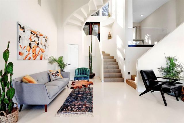 13902 Panorama DR, Austin, TX 78732