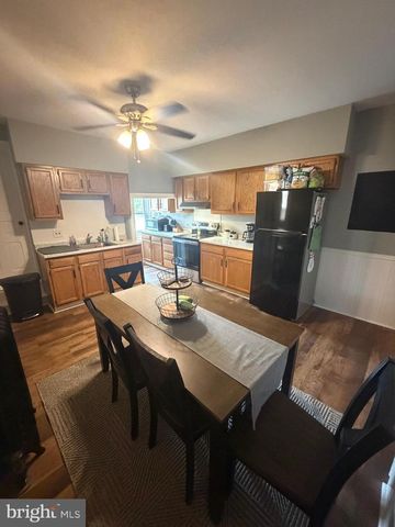 645 N. CHARLOTTE ST, Pottstown, PA 19464