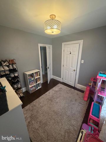 645 N. CHARLOTTE ST, Pottstown, PA 19464