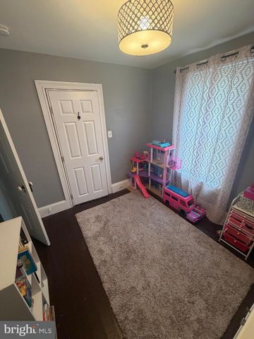 645 N. CHARLOTTE ST, Pottstown, PA 19464