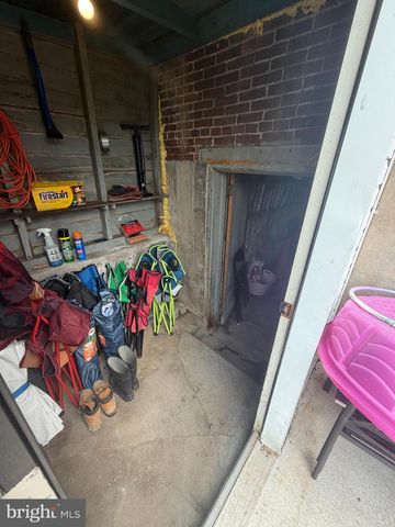 645 N. CHARLOTTE ST, Pottstown, PA 19464