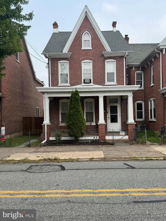 645 N. CHARLOTTE ST, Pottstown, PA 19464