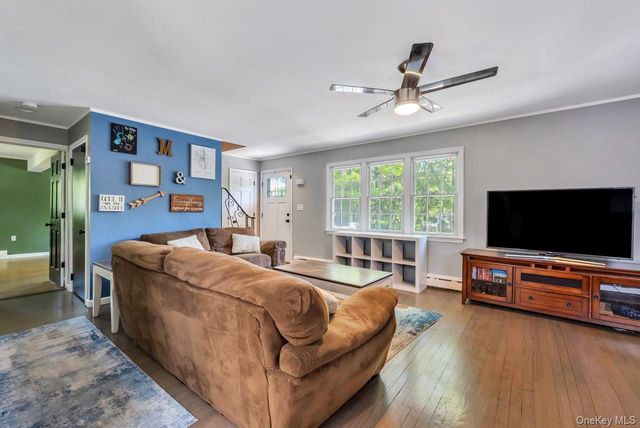 183 Dogwood Drive, Wading River, NY 11792