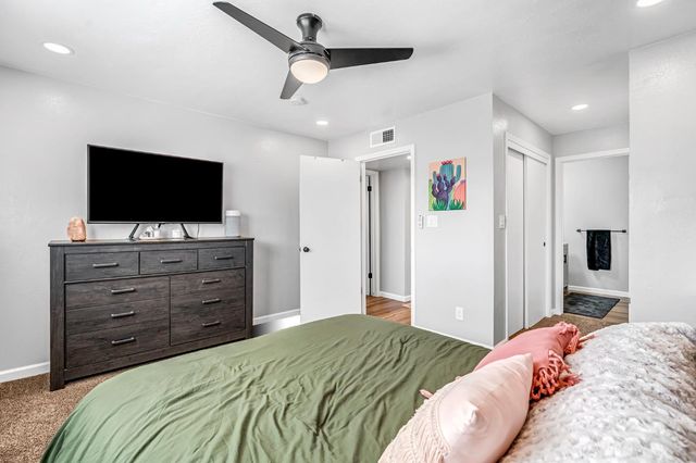 3267 W Rialto Avenue, Fresno, CA 93722