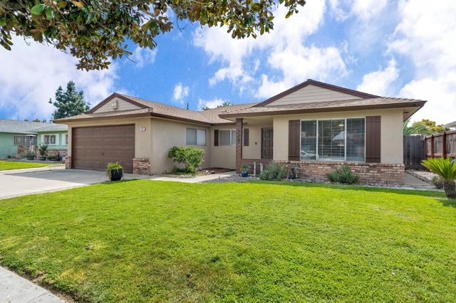 3267 W Rialto Avenue, Fresno, CA 93722