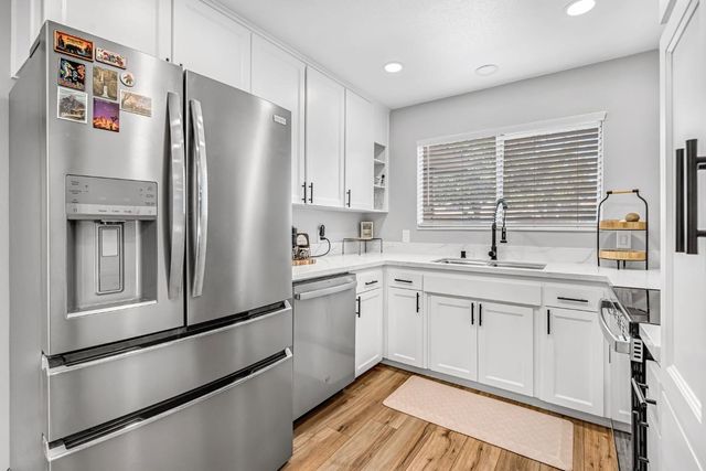 3267 W Rialto Avenue, Fresno, CA 93722