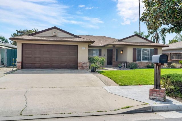 3267 W Rialto Avenue, Fresno, CA 93722