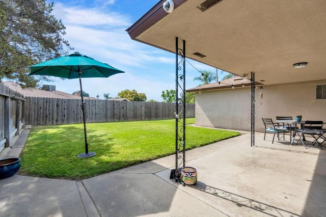 3267 W Rialto Avenue, Fresno, CA 93722