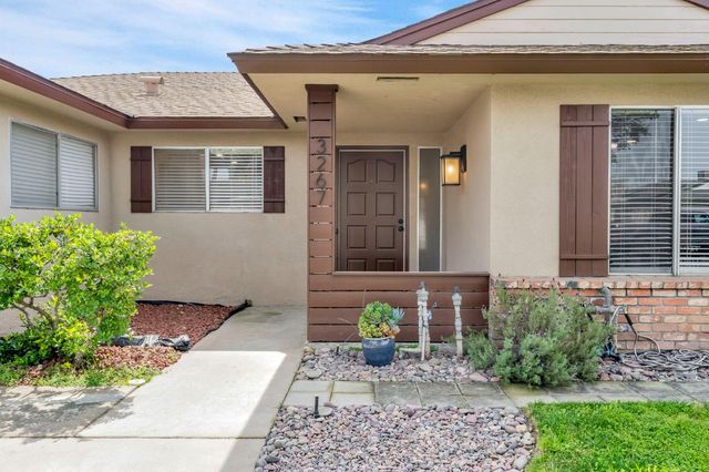 3267 W Rialto Avenue, Fresno, CA 93722