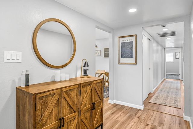 3267 W Rialto Avenue, Fresno, CA 93722